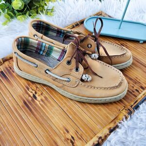 G.H Bass & co  Bass Landing Beige Leather lace Up Sailor Boat Shoes.
